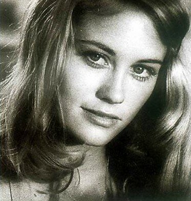 Cybill SHepherd "Moonlighting" Maddie Hayes